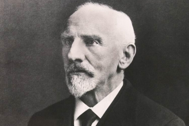 كريستيان سنوك هورغرونيه.. المستشرق الذي دخل مكة متخفيا تحت اسم عبد الغفار | ثقافة كريستيان سنوك هورغرونيه.. المستشرق الذي دخل مكة متخفيا تحت اسم عبد الغفار | ثقافة