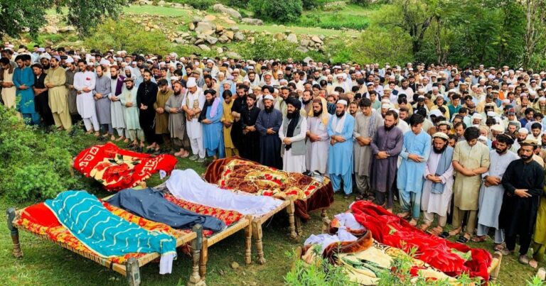 باكستان.. أمطار غزيرة تودي بحياة 200 شخص وتسقط هليكوبتر