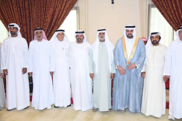 نهيان بن مبارك يحضر أفراح مجرن والأحبابي في العين نهيان بن مبارك يحضر أفراح مجرن والأحبابي في العين