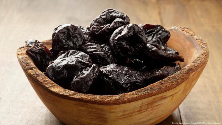 هل البرقوق المجفف هو المفتاح لصحة قلبك؟ – DW – 2025/8/31