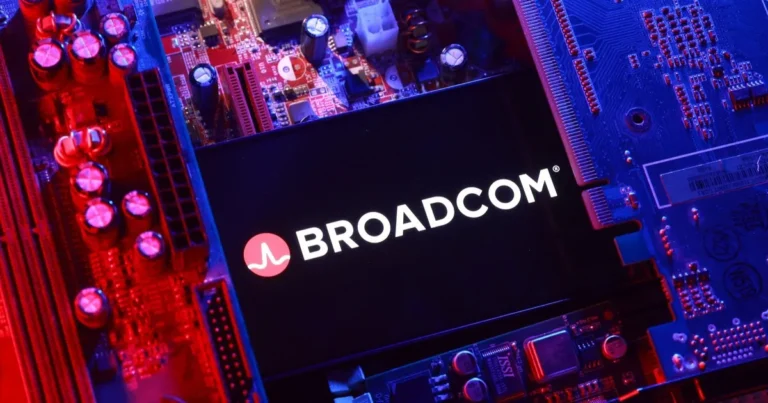 OpenAI تستعد لبدء إنتاج "ضخم" لشرائح الذكاء الاصطناعي