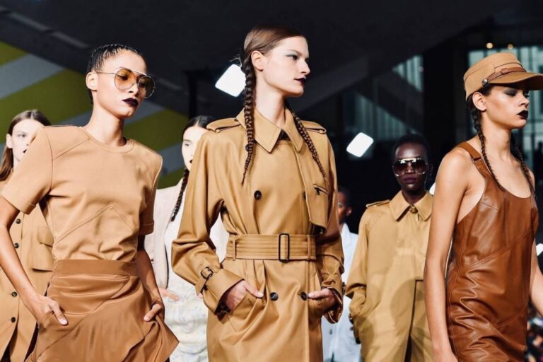 أزياء
                        تألّقي بلون الفخامة الملهمة في خريف 2025
                        
                            22 أيلول 2025 أزياء
                        تألّقي بلون الفخامة الملهمة في خريف 2025
                        
                            22 أيلول 2025