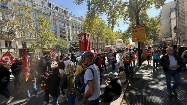 أصوات غاضبة في مظاهرات باريس: "أريد أن يستعيد الناس حريتهم وقدرتهم الشرائية..."