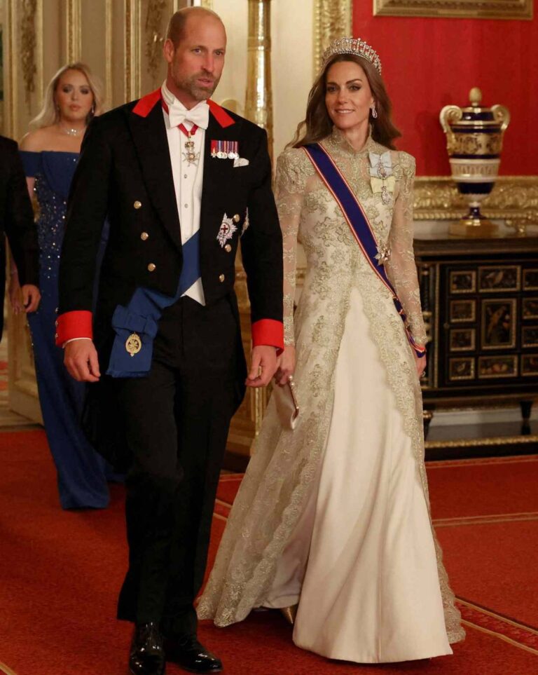 إطلالات المشاهير
                        كيت ميدلتون بفستان شفّاف من الدانتيل وقطعة بـ135 مليون دولار في مأدبة دونالد ترامب
                        
                            18 أيلول 2025 إطلالات المشاهير
                        كيت ميدلتون بفستان شفّاف من الدانتيل وقطعة بـ135 مليون دولار في مأدبة دونالد ترامب
                        
                            18 أيلول 2025