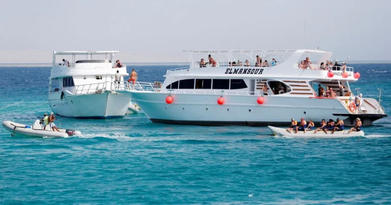 “إعمار” تستثمر 900 مليار جنيه بمشروع “مراسي البحر الأحمر” "إعمار" تستثمر 900 مليار جنيه بمشروع "مراسي البحر الأحمر"