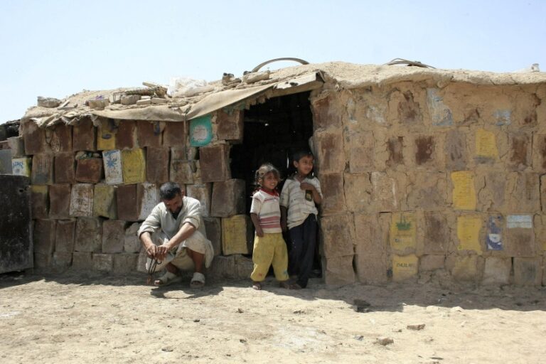 استثمارات لم تغطِ سوى 1% ووحدات بـ400 مليون و85% من الفقراء خارج المعادلة استثمارات لم تغطِ سوى 1% ووحدات بـ400 مليون و85% من الفقراء خارج المعادلة