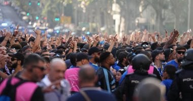 اشتعال أعمال الشغب من جماهير مارسيليا قبل قمة ريال مدريد في أبطال أوروبا اشتعال أعمال الشغب من جماهير مارسيليا قبل قمة ريال مدريد في أبطال أوروبا