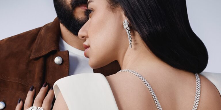 الأناقة المنسجمة دليل الحب.. شاهدوا أجمل إطلالات رحمة رياض وألكسندر علوم ما بين الكلاسيكية والكاجوال الأناقة المنسجمة دليل الحب.. شاهدوا أجمل إطلالات رحمة رياض وألكسندر علوم ما بين الكلاسيكية والكاجوال