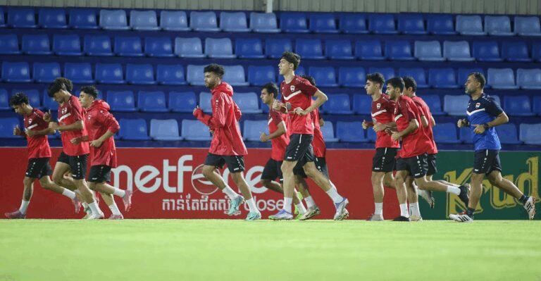 الأولمبي العراقي يباشر تدريباته استعداداً لملاقاة كمبوديا الثلاثاء المقبل