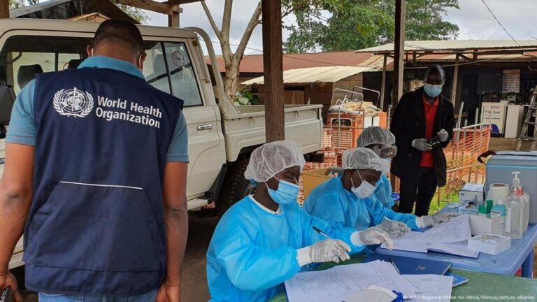 التفشي الـ 16.. إيبولا يضرب مجددا الكونغو – DW – 2025/9/4