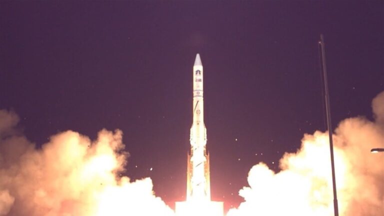 الدفاع الإسرائيلية تعلن إطلاق قمر لأغراض التجسس