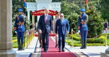 الرئيس السيسى: مصر تواجه تحديات جسام على مختلف الاتجاهات الاستراتيجية الرئيس السيسى: مصر تواجه تحديات جسام على مختلف الاتجاهات الاستراتيجية