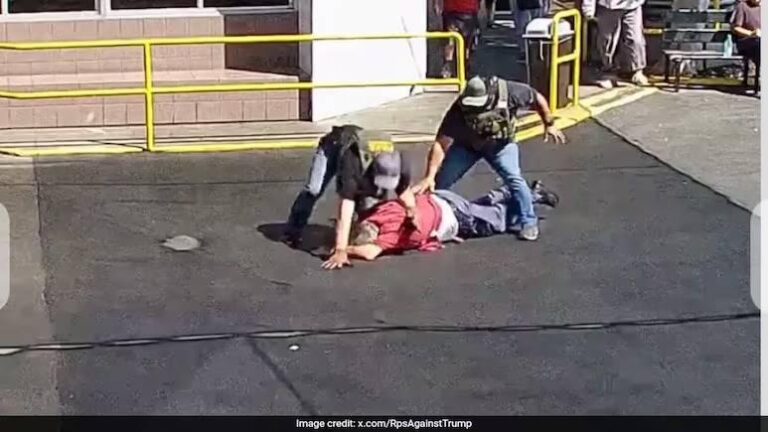 بسبب قوات الهجرة.. مسن أمريكي يطالب بتعويض 50 مليون دولار بسبب قوات الهجرة.. مسن أمريكي يطالب بتعويض 50 مليون دولار