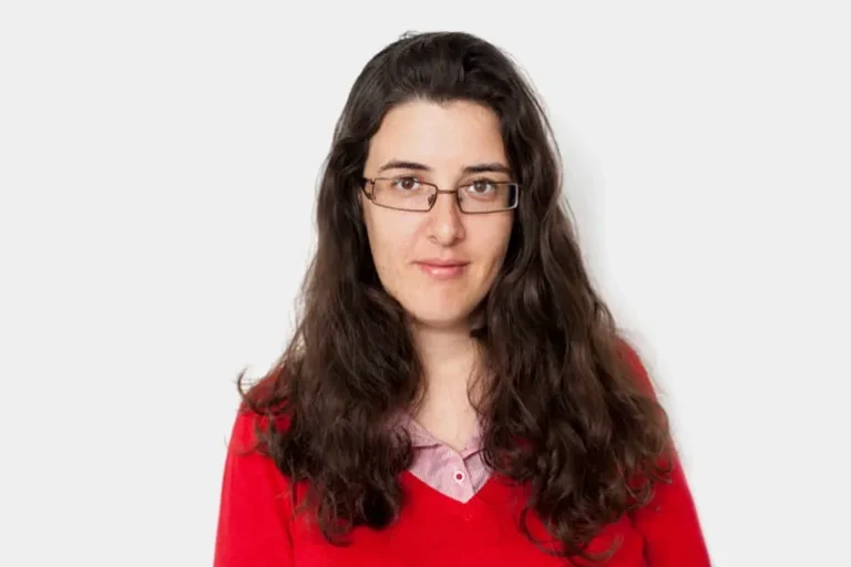 بين العقوبات والتهديدات.. هل كان تحرير تسوركوف مناورة دبلوماسية أم تراجعاً للفصائل؟ » وكالة بغداد اليوم الاخبارية بين العقوبات والتهديدات.. هل كان تحرير تسوركوف مناورة دبلوماسية أم تراجعاً للفصائل؟ » وكالة بغداد اليوم الاخبارية