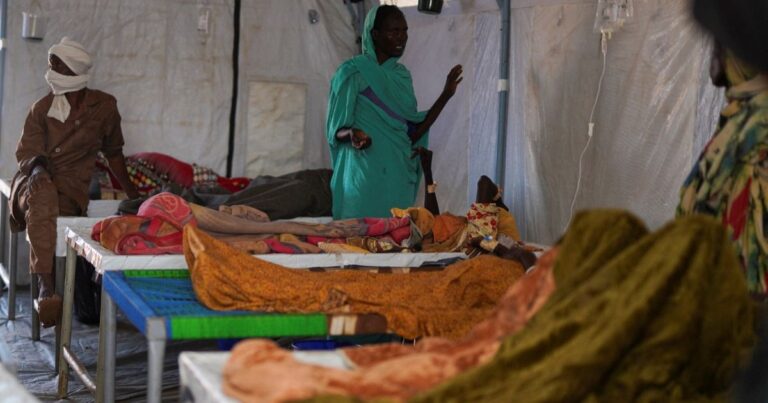 منسقية النازحين في دارفور: تفشٍ خطير للكوليرا.. ووفاة 283 شخصاً