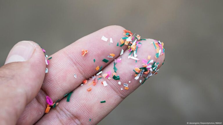 تلوّث الهواء يفاقم ألزهايمر ويُسرّع التدهور المعرفي – DW – 2025/9/21 تلوّث الهواء يفاقم ألزهايمر ويُسرّع التدهور المعرفي – DW – 2025/9/21