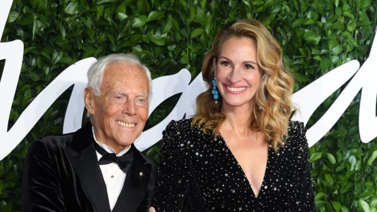 جورجيو أرماني: عمالقة الموضة والمشاهير يشيدون بالمصمم الراحل جورجيو أرماني: عمالقة الموضة والمشاهير يشيدون بالمصمم الراحل