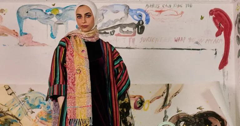 "حقيبة ليدي ديور بعيون كويتية" اليمامة راشد تكتب فصلاً جديداً في ذاكرة الموضة