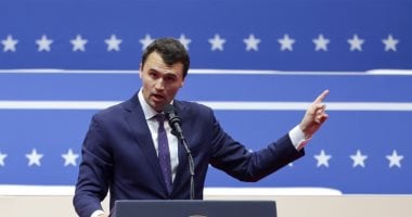 رصاصة فى العنق.. مشاهد جديدة من اغتيال تشارلي كيرك حليف ترامب (فيديو) رصاصة فى العنق.. تفاصيل جديدة من اغتيال تشارلي كيرك حليف ترامب (فيديو)