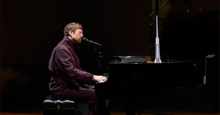 زينيا من أوسيس رؤية إبداعية ترسم الموضة بألوان الحياة زينيا من أوسيس رؤية إبداعية ترسم الموضة بألوان الحياة