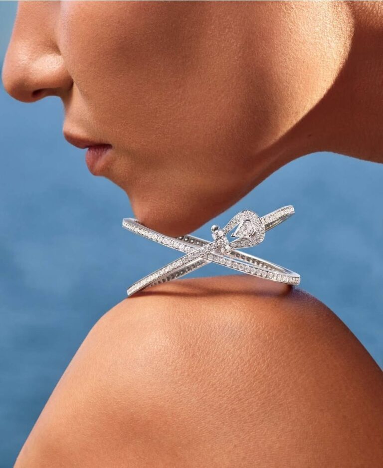 ساعات ومجوهرات
                        دار FRED قوة التصميم وروعة التفاصيل
                        
                            28 أيلول 2025