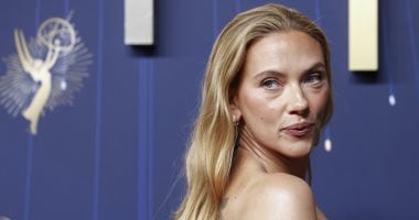 سكارليت جوهانسون وكيت بلانشيت تصلان حفل توزيع Emmy Awards فى دورته الـ77 سكارليت جوهانسون وكيت بلانشيت تصلان حفل توزيع Emmy Awards فى دورته الـ77