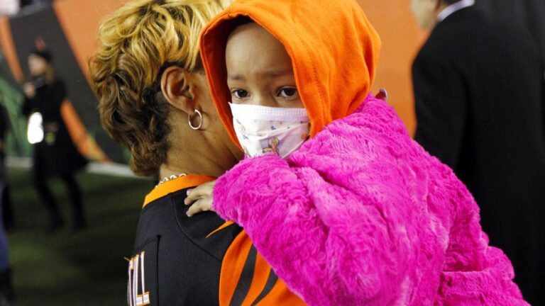 فرنسا تستعد لاختبار علاج ثوري: جسم مضاد يقتل أورام الدماغ عند الأطفال فرنسا تستعد لاختبار علاج ثوري: جسم مضاد يقتل أورام الدماغ عند الأطفال