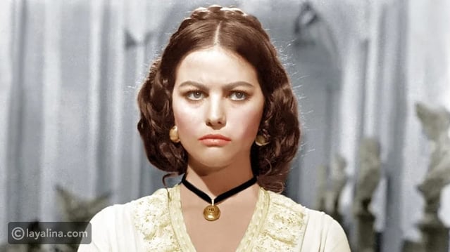 كلوديا كاردينالي وعمر الشريف: تعاون أسطوري لا يُنسى كلوديا كاردينالي وعمر الشريف: تعاون أسطوري لا يُنسى