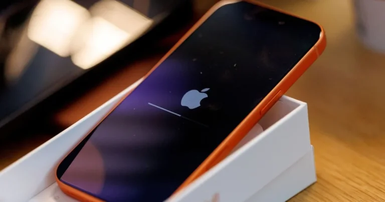 8 مزايا جديدة قادمة مع تحديث iOS 26.1 المنتظر في نوفمبر 8 مزايا جديدة قادمة مع تحديث iOS 26.1 المنتظر في نوفمبر