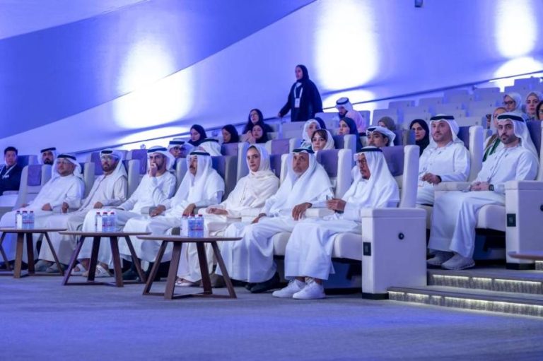 80 متحدثاً يناقشون أوضاع النشر في مكتبة محمد بن راشد 80 متحدثاً يناقشون أوضاع النشر في مكتبة محمد بن راشد