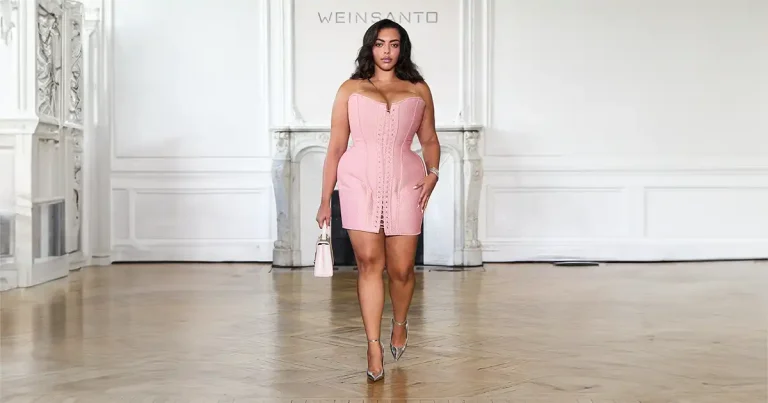 أماني السايبي… لحظة ملكية تأسر أعين العالم في افتتاح أسبوع الموضة في باريس