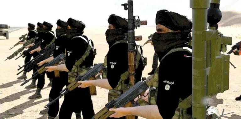 أمريكا تؤجل مواجهة الفصائل وتختبر شراكة “مشروطة” مع بغداد تحت شعار “داعش أولًا” » وكالة بغداد اليوم الاخبارية أمريكا تؤجل مواجهة الفصائل وتختبر شراكة "مشروطة" مع بغداد تحت شعار "داعش أولًا" » وكالة بغداد اليوم الاخبارية