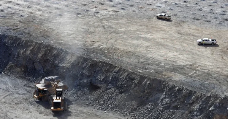 أمريكا تستعين بشركات المعادن النادرة بأستراليا لمواجهة الصين