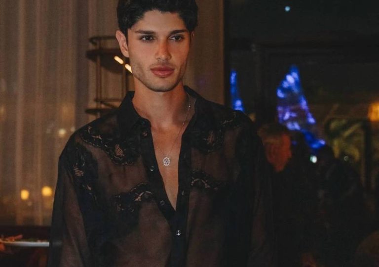 إطلالات المشاهير
                        ابن راغب علامة يثير الجدل بقميصه الشفاف “النسائي”
                        
                            07 تشرين الأول 2025 إطلالات المشاهير
                        ابن راغب علامة يثير الجدل بقميصه الشفاف "النسائي"
                        
                            07 تشرين الأول 2025