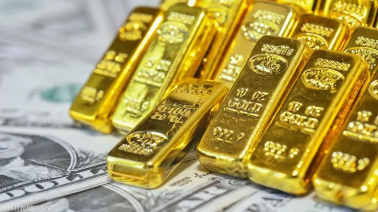 الحكومة خارج المعادلة.. الذهب يبتلع الدينار العراقي ويتحول إلى عملة لـ”تبييض الأموال” » وكالة بغداد اليوم الاخبارية الحكومة خارج المعادلة.. الذهب يبتلع الدينار العراقي ويتحول إلى عملة لـ"تبييض الأموال" » وكالة بغداد اليوم الاخبارية