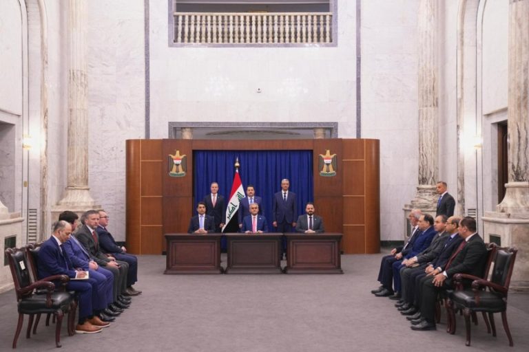 السوداني يرعى مراسم توقيع اتفاقية مبادئ بين وزارة النفط وشركة اكسون » وكالة بغداد اليوم الاخبارية
