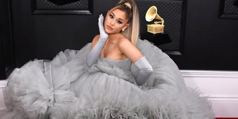 بالصور .. جولة على أجمل إطلالات نجمات الغناء في حفل توزيع جوائز Grammy عبر السنوات بالصور .. جولة على أجمل إطلالات نجمات الغناء في حفل توزيع جوائز Grammy عبر السنوات