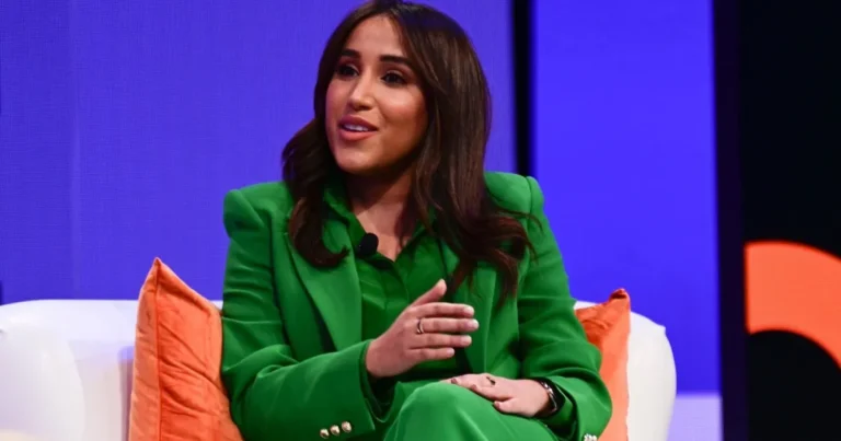 جمانا الراشد أول سعودية بقائمة أهم مئة شخصية TIME100 Next جمانا الراشد أول سعودية بقائمة أهم مئة شخصية TIME100 Next