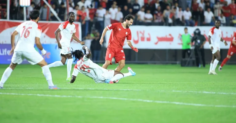 دوري النجوم.. النجف يقتنص فوزاً قاتلاً من الطلبة وزاخو يتفوق على الموصل دوري النجوم.. النجف يقتنص فوزاً قاتلاً من الطلبة وزاخو يتفوق على الموصل