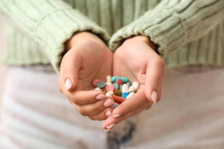 سلوكات خاطئة تقلل فعالية الأدوية سلوكات خاطئة تقلل فعالية الأدوية