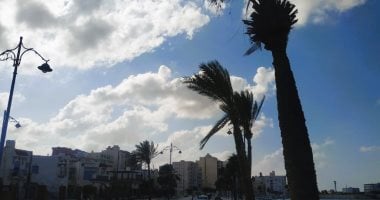 صور الأقمار الصناعية تكشف: أجواء خريفية بامتياز وطقس مائل للبرودة ليلا أجواء خريفية