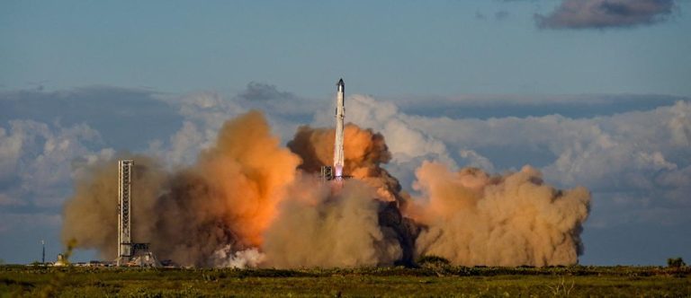 (فيديو) ستارشيب تنجز مهمة تجريبية ناجحة إلى الفضاء (فيديو) ستارشيب تنجز مهمة تجريبية ناجحة إلى الفضاء