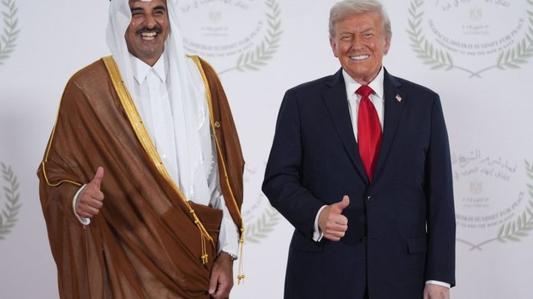 قطر ونزع سلاح حماس.. هل تبدل موقف الدوحة من الحركة فجأة؟ قطر ونزع سلاح حماس.. هل تبدل موقف الدوحة من الحركة فجأة؟