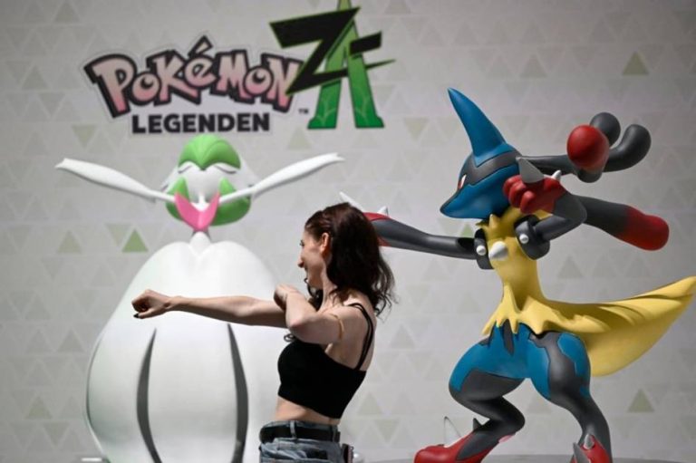 لعبة بوكيمون جديدة تدخل معارك الوقت الحقيقي وتستوحي باريس لعبة بوكيمون جديدة تدخل معارك الوقت الحقيقي وتستوحي باريس