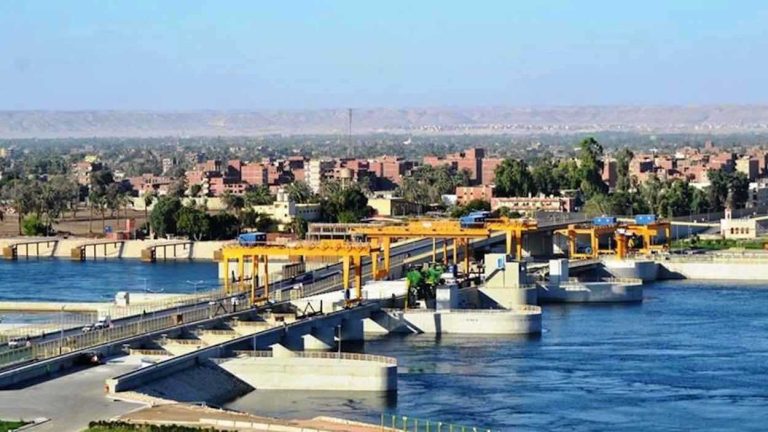 لقب الأمير لويس المستقبلي يثير الجدل بعد فضائح أندرو