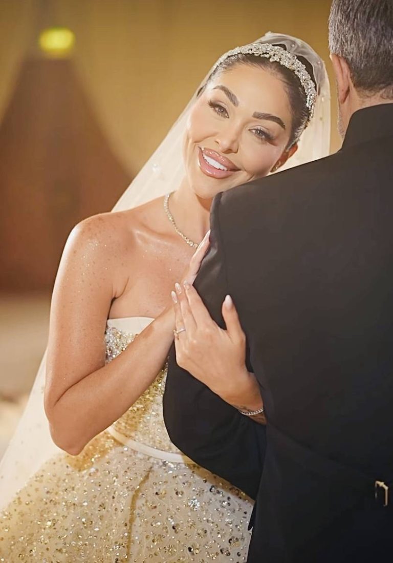 إطلالات المشاهير
هيا كرزون تتألق بفستان زفاف مبهر
12 تشرين الثاني 2025 إطلالات المشاهير
هيا كرزون تتألق بفستان زفاف مبهر
12 تشرين الثاني 2025