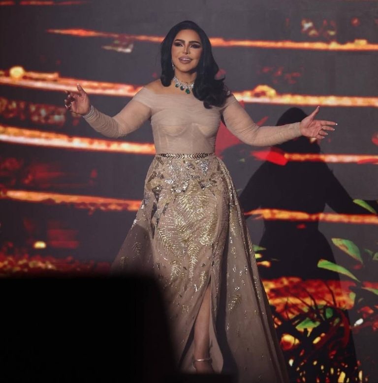 إطلالات النجوم
                        أحلام تتحول الى ملكة فرعونية والجمهور يتفاعل
                        
                            03 تشرين الثاني 2025