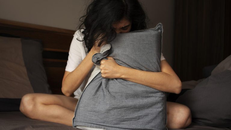 «الاغتصاب داخل الزواج… جريمة تصمت عنها الدول العربية؟»