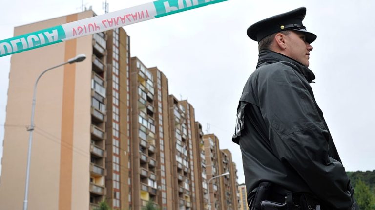 تشريع يثير الجدل في سلوفاكيا: قانون يفرض حدًّا أقصى لسرعة المشاة