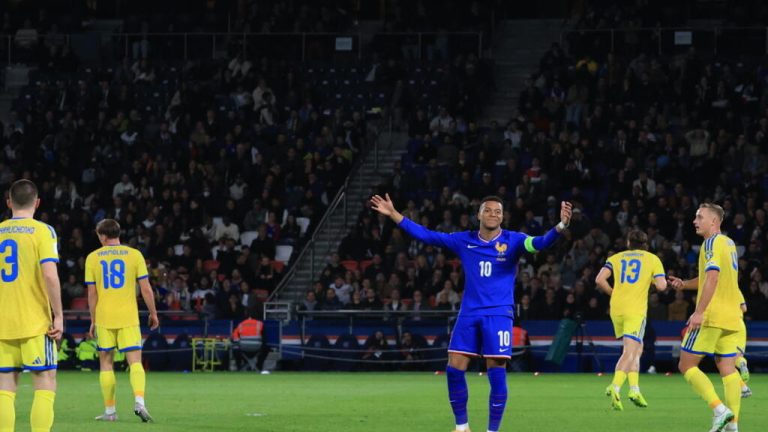 تصفيات كأس العالم 2026: فرنسا تحجز بطاقة التأهل والنرويج والبرتغال تؤجلان الحسم تصفيات كأس العالم 2026: فرنسا تحجز بطاقة التأهل والنرويج والبرتغال تؤجلان الحسم